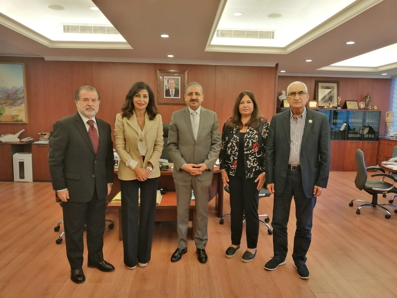 President Ayoub meets a delegation of “Beirut Marathon” to discuss a cooperation agreement