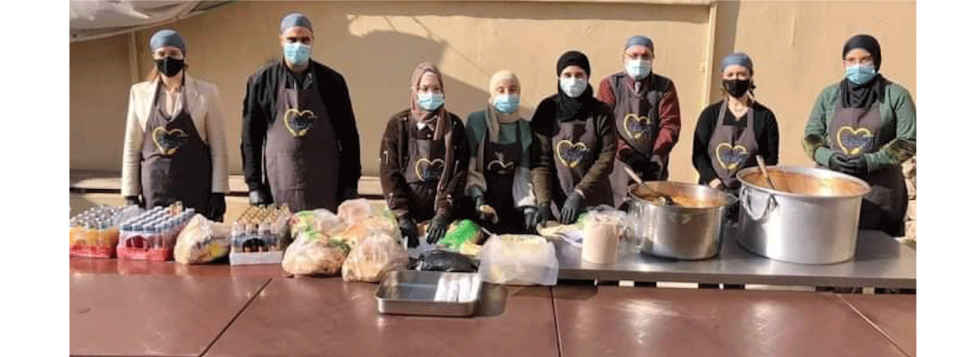 طلاب كلية الآداب والعلوم الإنسانية 3 يشاركون للمرة الثانية في خدمة ضيوف مطعم مائدة المحبة