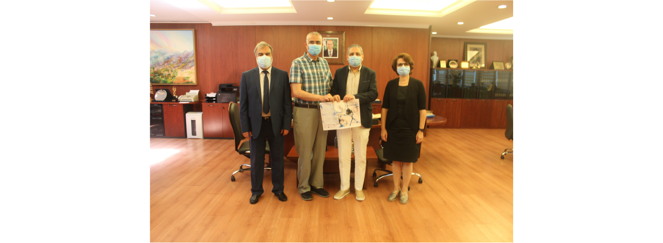 إصدار جديد لأساتذة الجامعة اللبنانية: كتاب حول “الفطريات الطبية” بالتعاون مع جامعة أنجيه الفرنسية