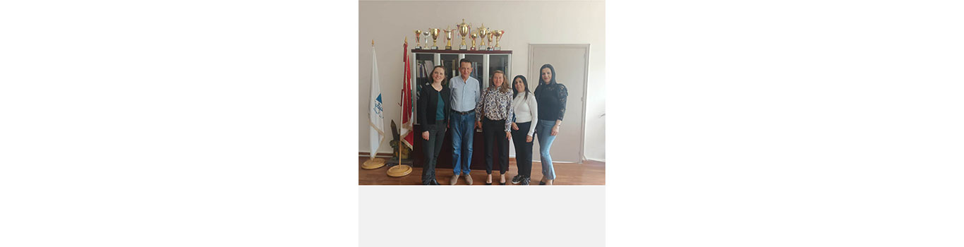 زيارة تعاون فرنسية إلى كلية الفنون الجميلة والعمارة (4)